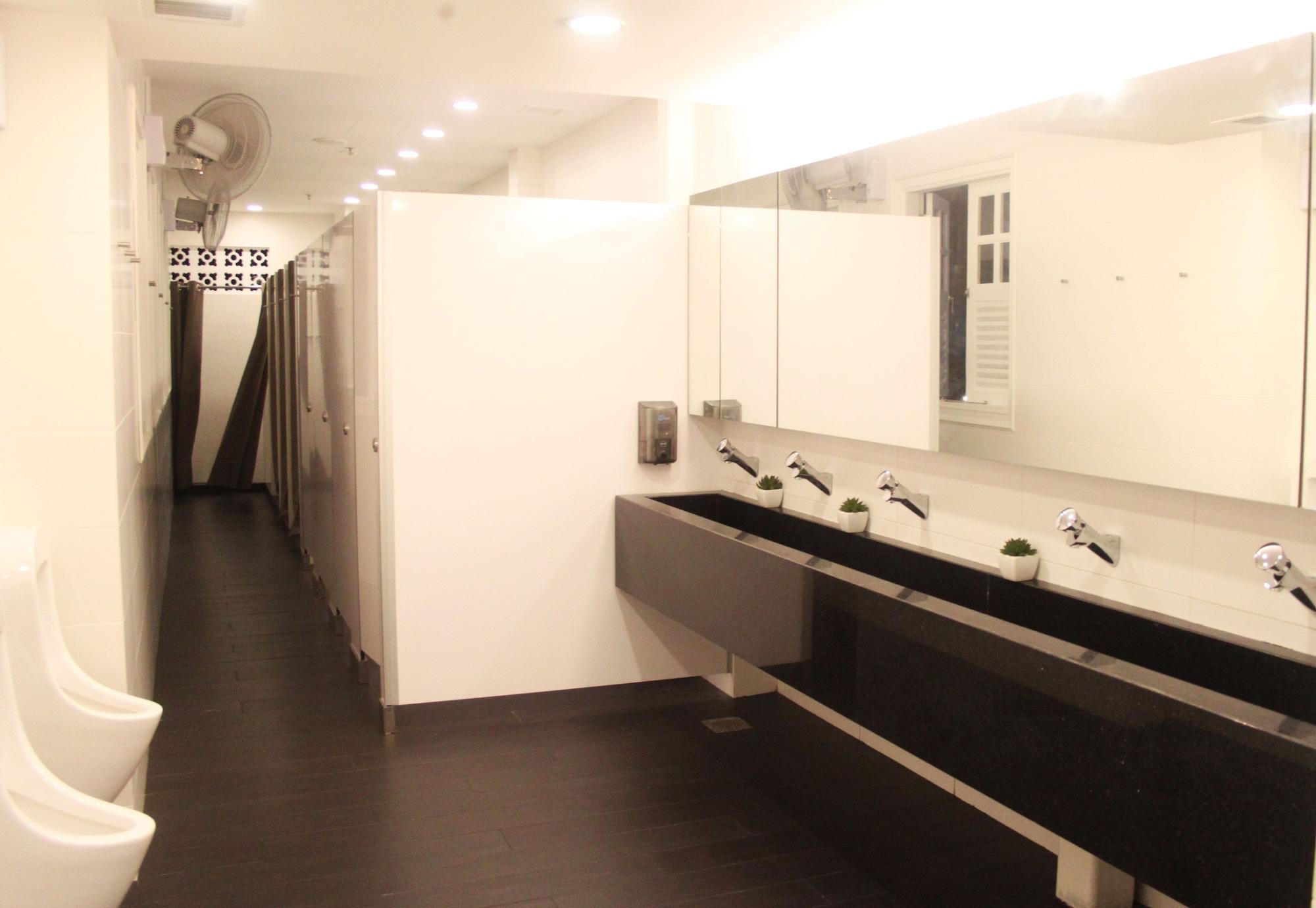 Capsule hotel Bunc 2*
